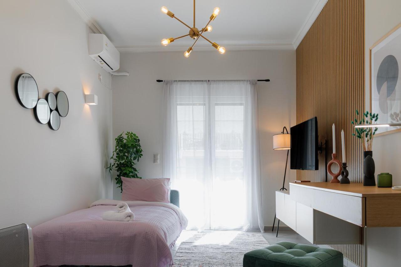 Sunny & Modern Apt For 3 Persons Athens Exterior photo