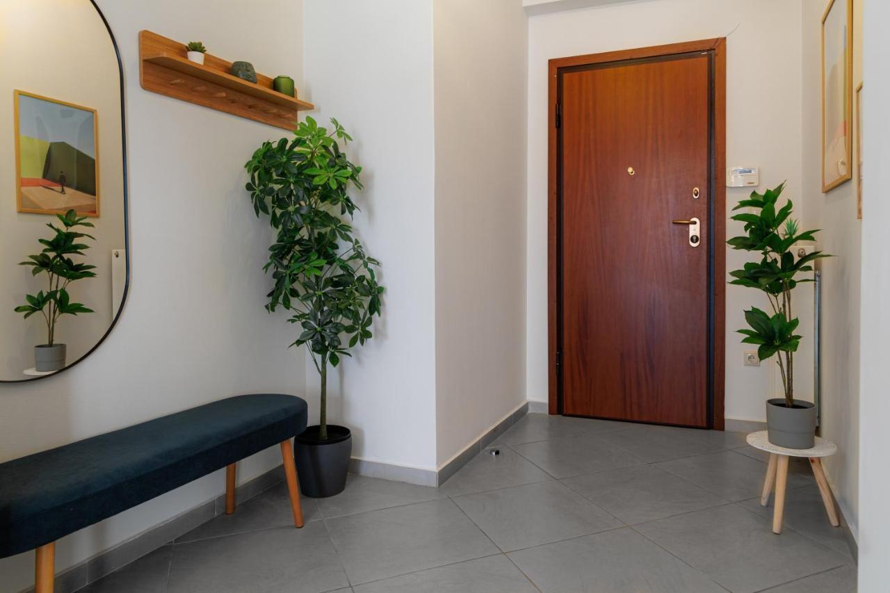 Sunny & Modern Apt For 3 Persons Athens Exterior photo