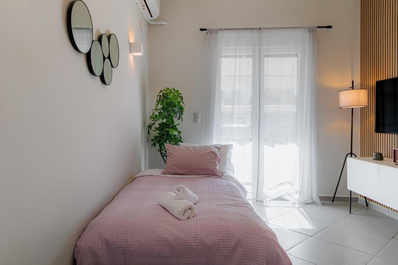 Sunny & Modern Apt For 3 Persons Athens Exterior photo