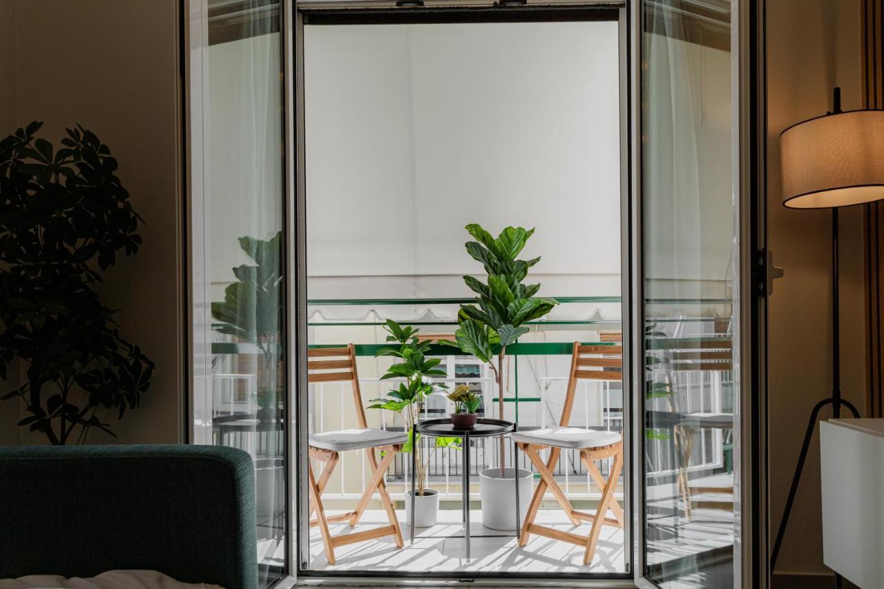 Sunny & Modern Apt For 3 Persons Athens Exterior photo