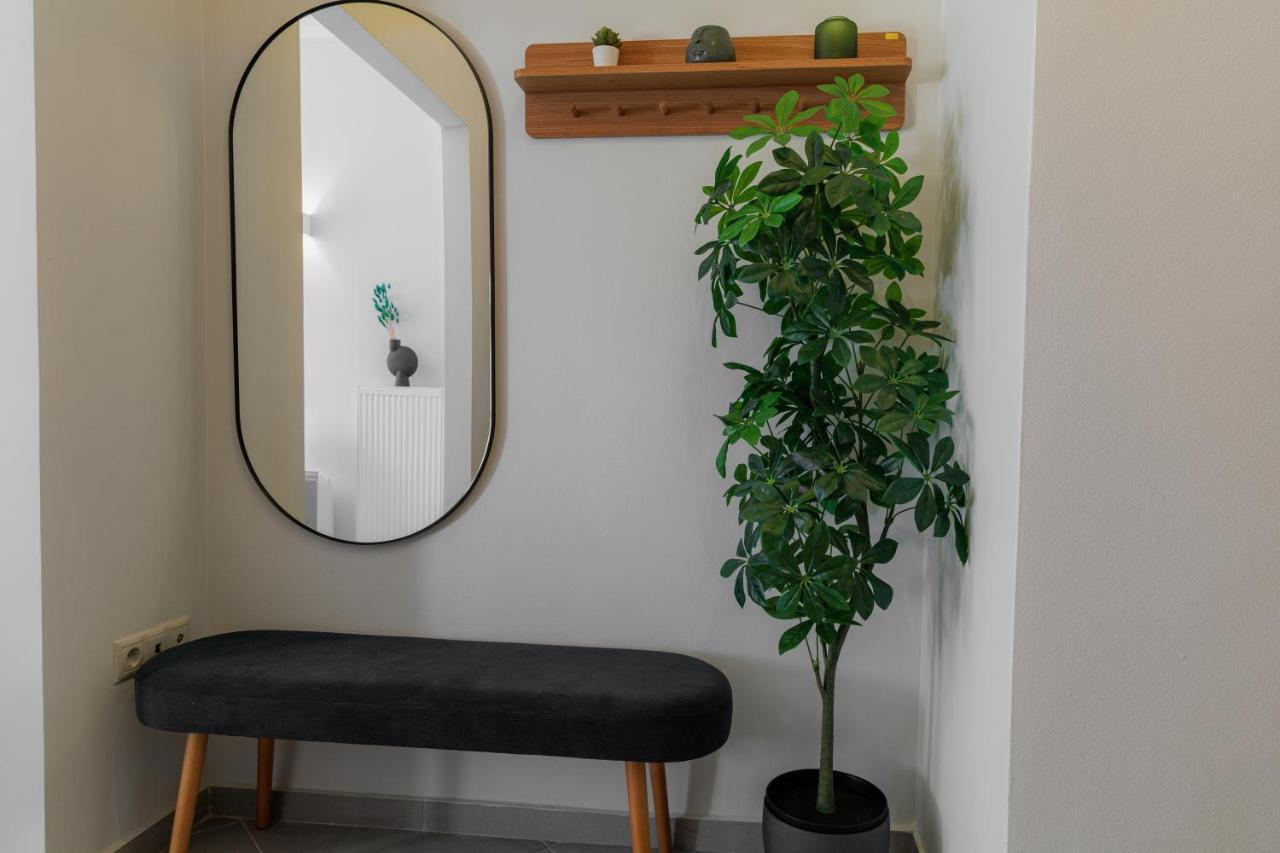 Sunny & Modern Apt For 3 Persons Athens Exterior photo